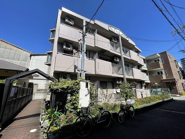 ハイツアルペンアイガーの外観写真