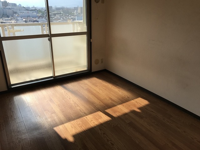 ロジュマンヴェールの居間写真