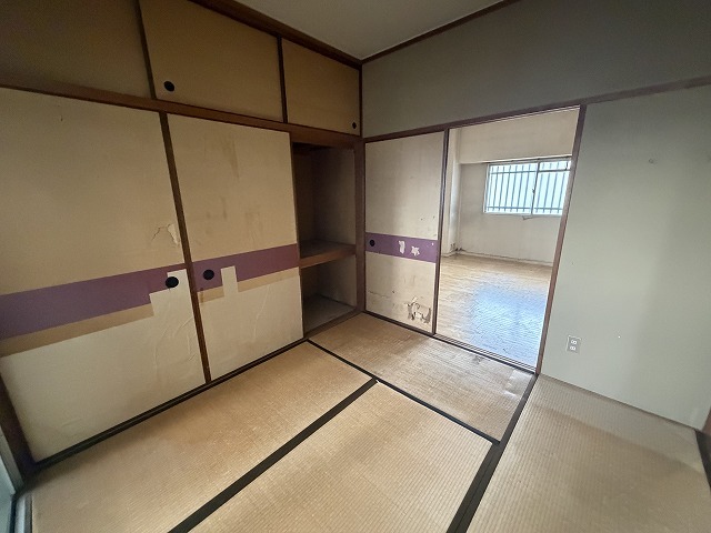 JR東海道・山陽本線 立花駅 徒歩5分 7階建 築42年の居間写真