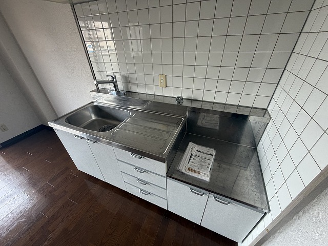 フォルテ神田南のキッチン写真