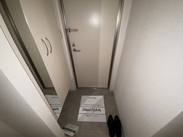 プラージュ武庫川 A棟の玄関写真