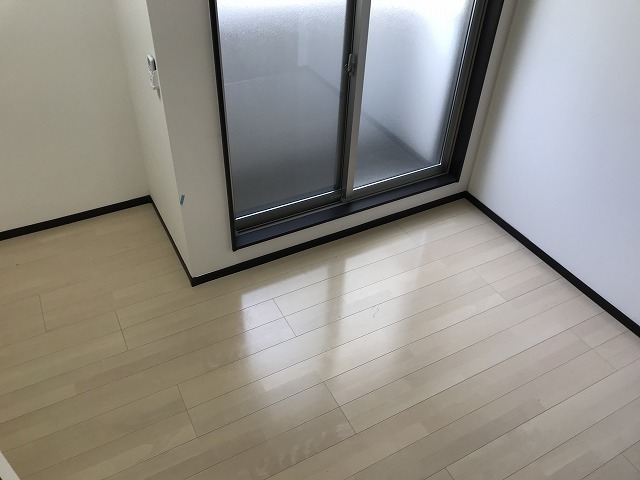 ACROSSGRADOの居間写真