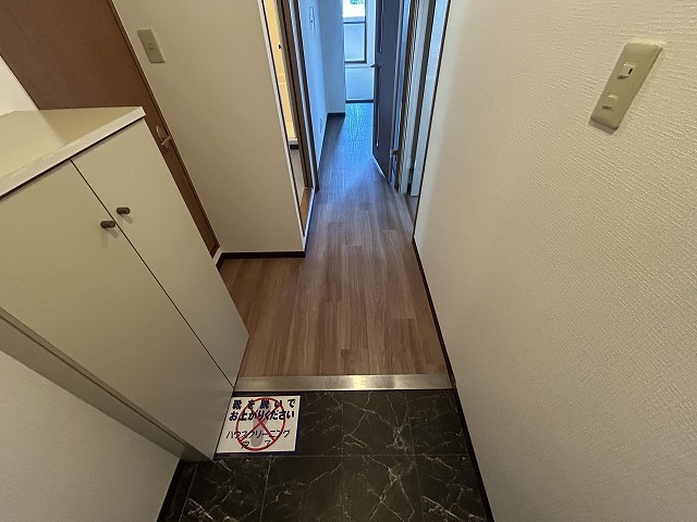 スペランツァ松ヶ丘の玄関写真