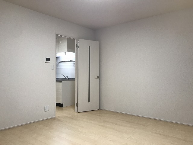 阪神本線 出屋敷駅 徒歩6分 3階建 築10年の居間写真
