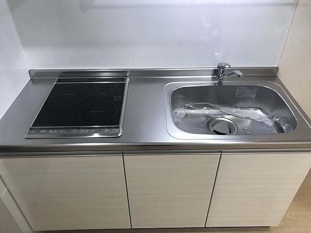 阪神本線 出屋敷駅 徒歩6分 3階建 築10年のキッチン写真