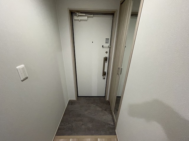 レジデンス ムコフルールの玄関写真