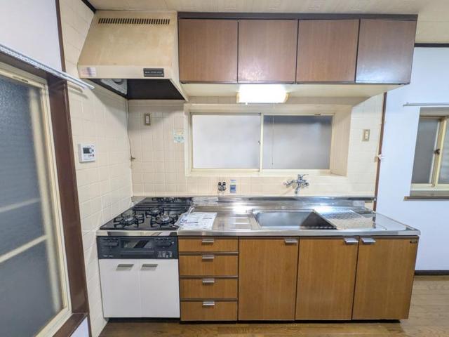 京阪本線 寝屋川市駅 徒歩15分 3階建 築36年のキッチン写真