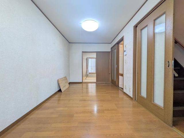 京阪本線 寝屋川市駅 徒歩33分 3階建 築30年の居間写真