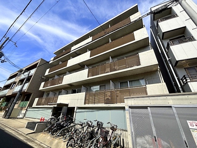 阪急千里線 千里山駅 徒歩3分 築18年