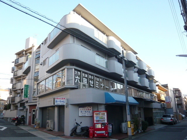六甲スカイハイツ