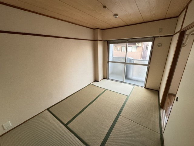 六甲スカイハイツの居間写真