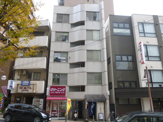 ベクヴェーム本山の外観写真