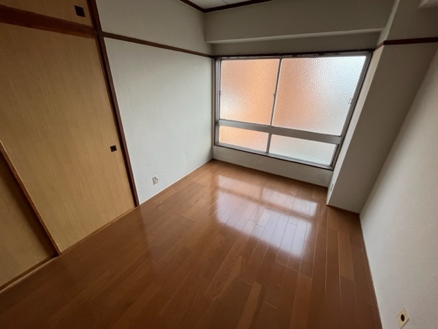 阪急神戸本線 御影駅 徒歩15分 6階建 築54年の子供部屋写真