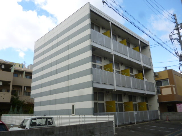 レオパレスフローラル