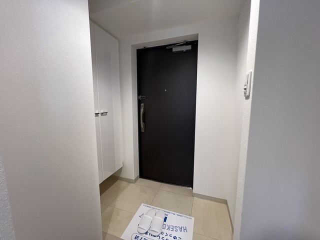 阪急神戸本線 王子公園駅 徒歩4分 10階建 築21年の玄関写真