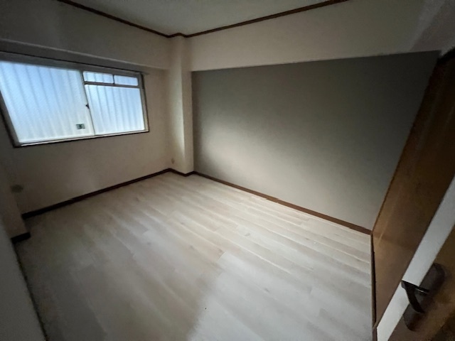 阪急神戸本線 六甲駅 徒歩27分 5階建 築39年の居間写真