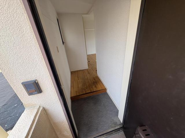フレンチェ赤坂の玄関写真