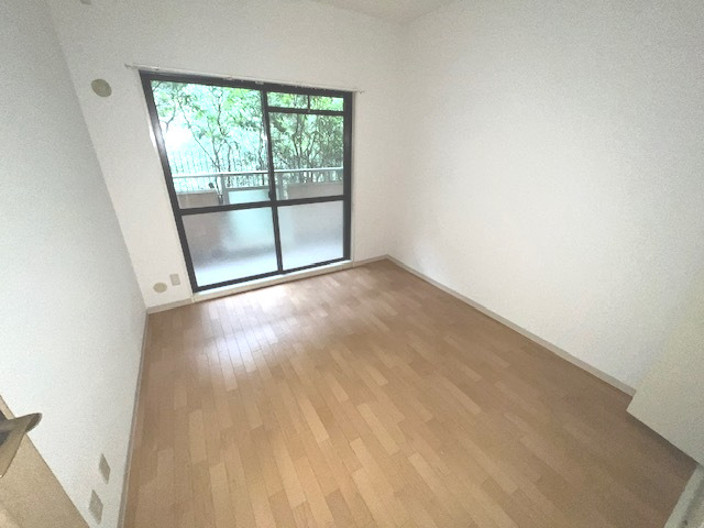 グランドメゾン六甲箕岡の居間写真