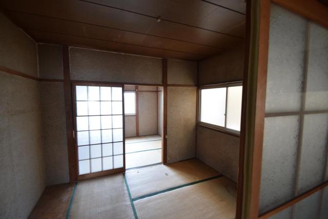 臼井文化の居間写真