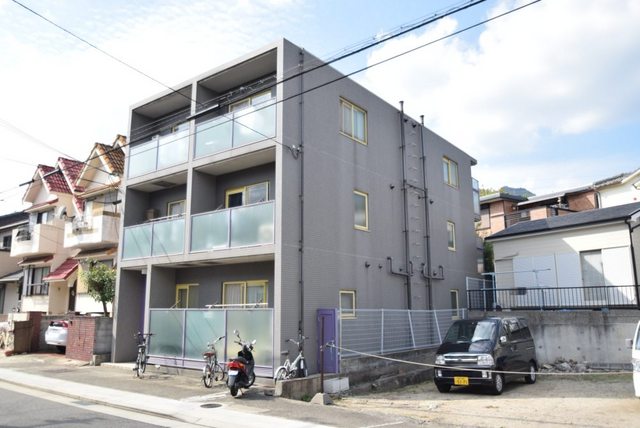 阪急神戸本線 六甲駅 徒歩10分 築33年