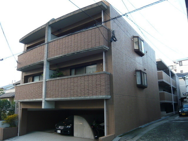 BELLTREE岡本
