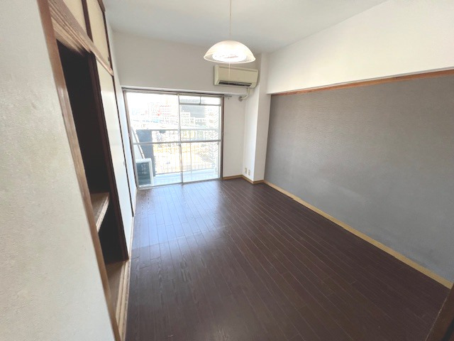阪神本線 青木駅 徒歩6分 10階建 築55年の居間写真