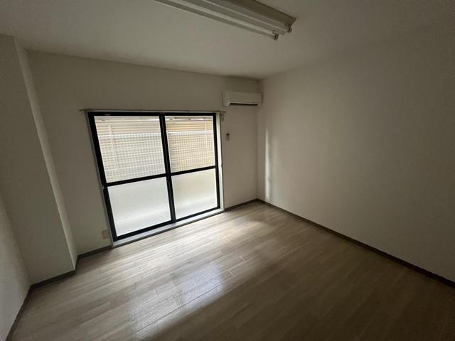 三景マンションの居間写真