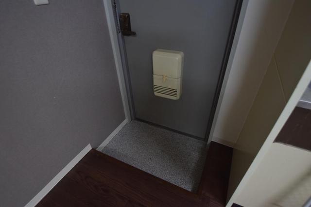 三景マンションの玄関写真