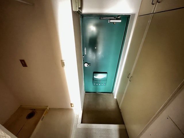 阪神本線 深江駅 徒歩4分 4階建 築42年の玄関写真
