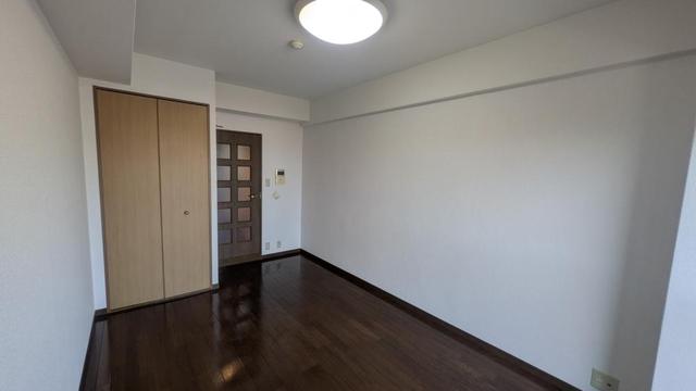 阪急神戸本線 六甲駅 徒歩4分 5階建 築30年の居間写真