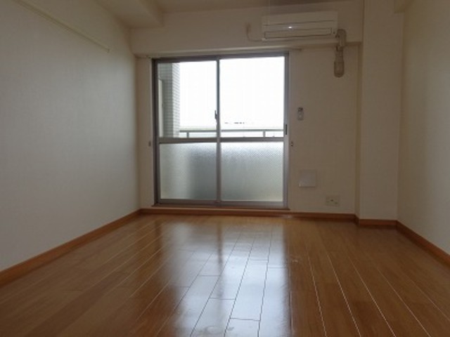 T‘s CUBE ZEROの居間写真