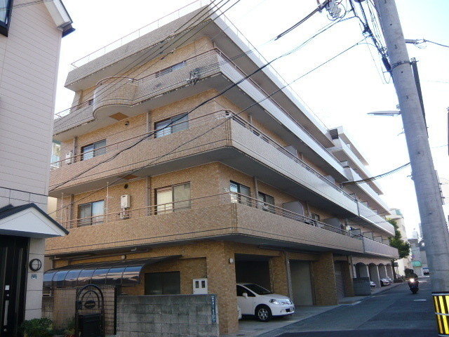 阪急神戸本線 王子公園駅 徒歩4分 築40年