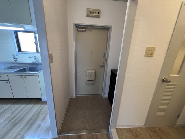 メープル御影中町の玄関写真