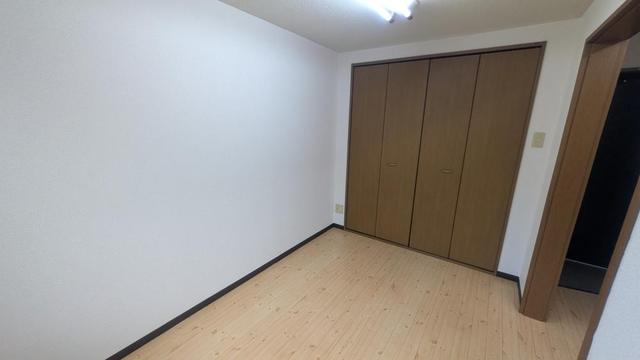 東方ビル3の寝室写真