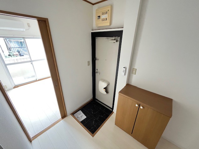 中野マンションの玄関写真