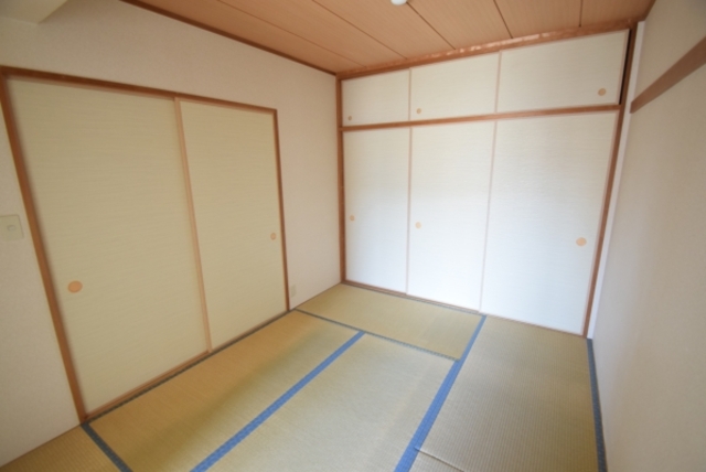 JR東海道・山陽本線 灘駅 徒歩8分 8階建 築29年の居間写真