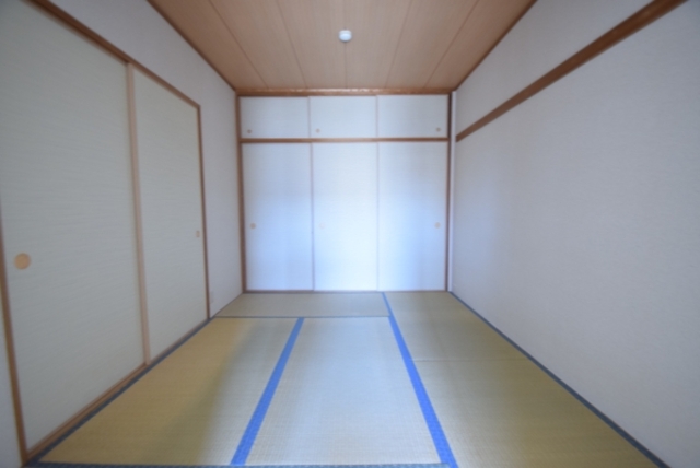 JR東海道・山陽本線 灘駅 徒歩8分 8階建 築29年の居間写真