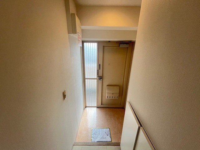 アビータミオ神戸岡本の玄関写真