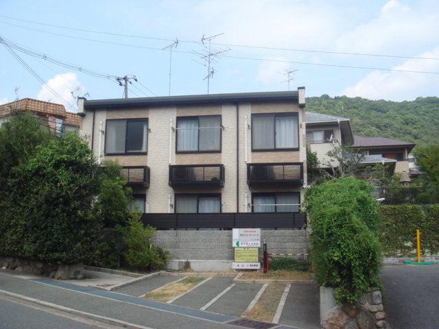 レオパレス岡本山手館