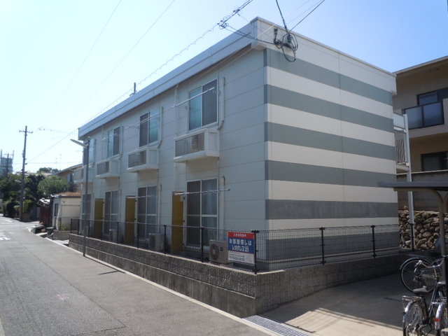 レオパレス西岡本2番館