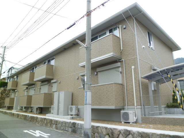 阪急神戸本線 王子公園駅 徒歩11分 築16年