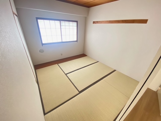 城ノ前ハイツの居間写真