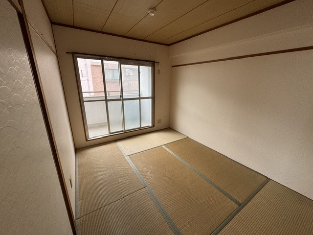 パールシティ王子公園の居間写真