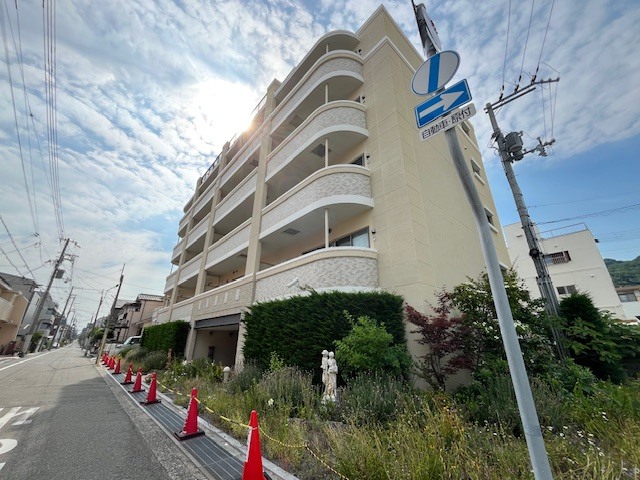 JR東海道・山陽本線 摂津本山駅 徒歩9分 築5年