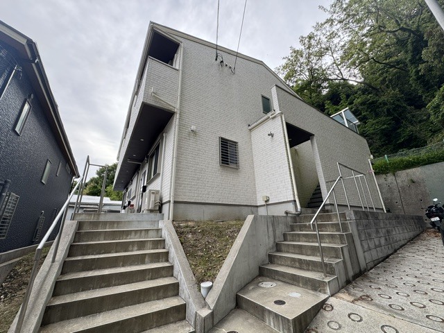 阪急神戸本線 王子公園駅 徒歩15分 築6年