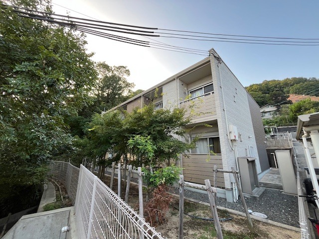 クレイノリラ
