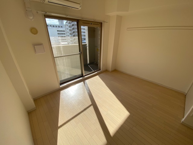 プレサンス三宮東アルバーナの寝室写真