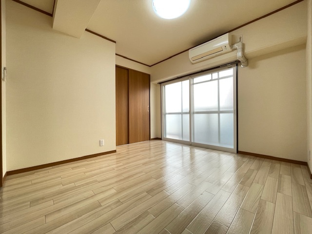 サザン神戸品川の居間写真