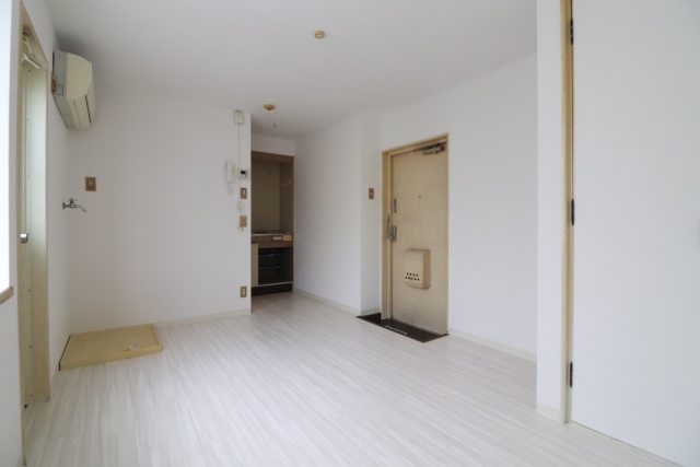 井下マンションの居間写真