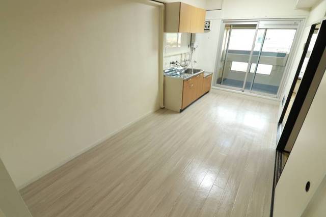 夢野ハイタウン1号棟の居間写真